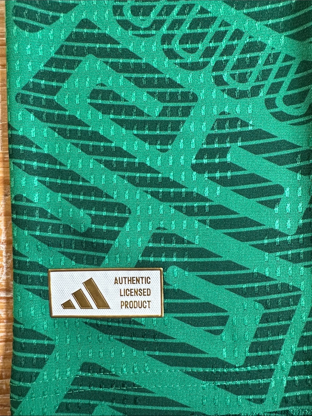 Authentic Adidas Green Mexico Aztec-Pattern Soccer Jersey with White Accents - Picture 3 of 8